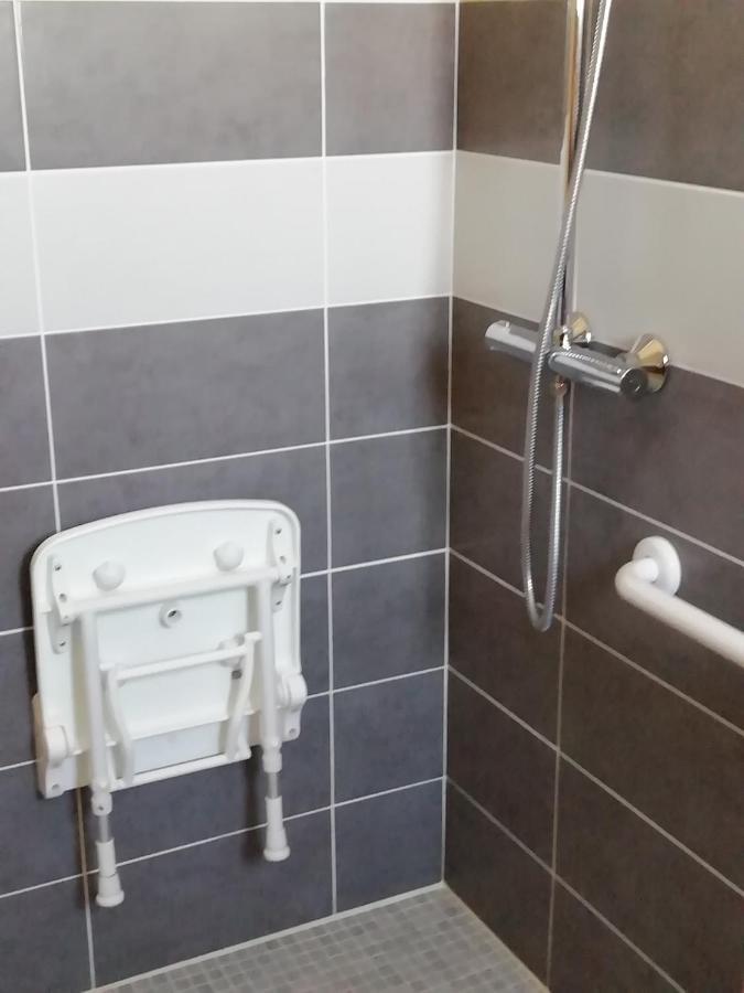 Le Merle Blanc Louchats Hotel Ngoại thất bức ảnh