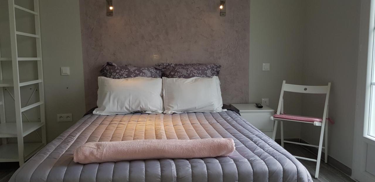 Le Merle Blanc Louchats Hotel Ngoại thất bức ảnh